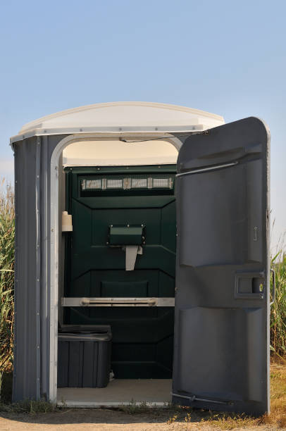 Portable Toilet Options We Offer in Laughlin Af, TX